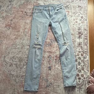 Men’s ripped jeans
